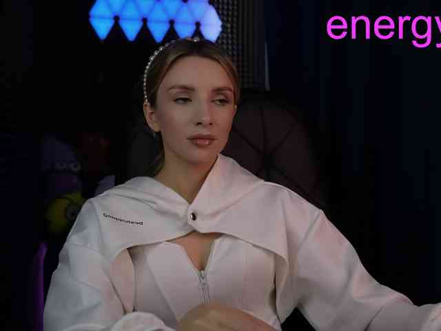 Malyshkaaa webcam