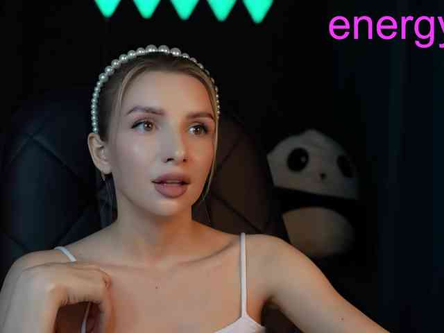 Malyshkaaa webcam