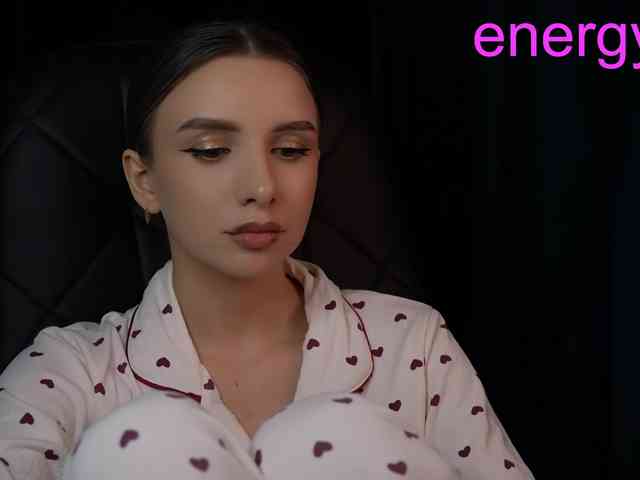 Malyshkaaa webcam