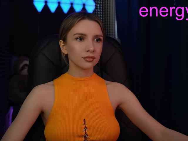 Malyshkaaa webcam