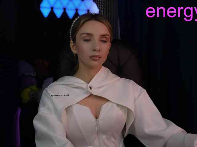 Malyshkaaa webcam