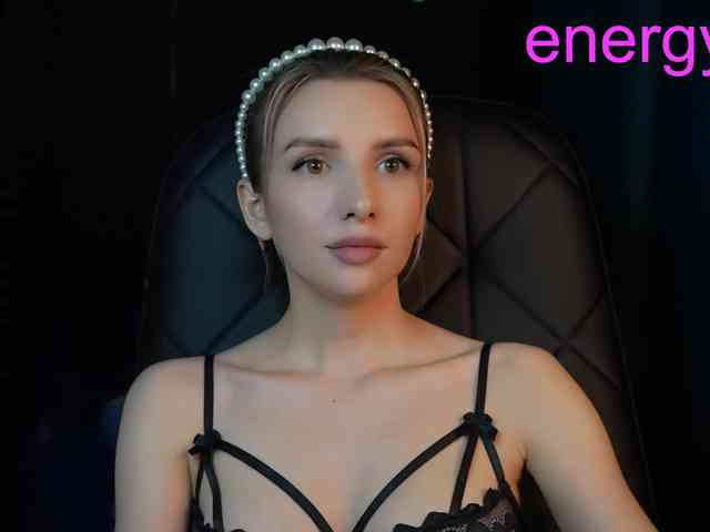 Malyshkaaa webcam