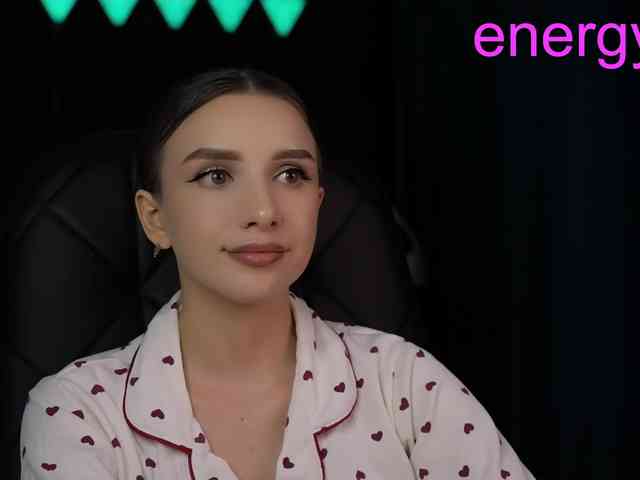Malyshkaaa webcam