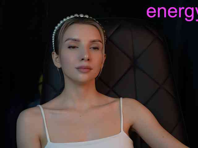 Malyshkaaa webcam
