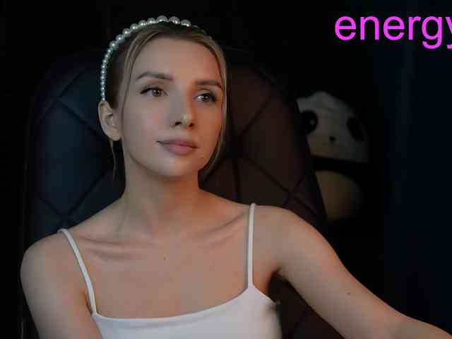 Malyshkaaa webcam