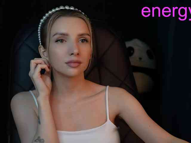Malyshkaaa webcam