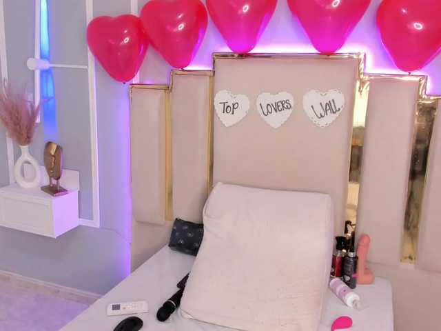 EmySandoval's BongaCams show and profile