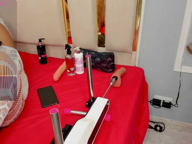 EmySandoval's BongaCams show and profile