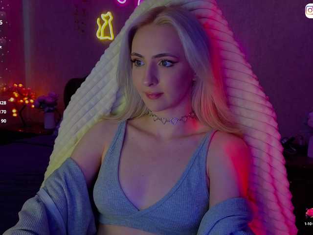 LollyGirlMoon