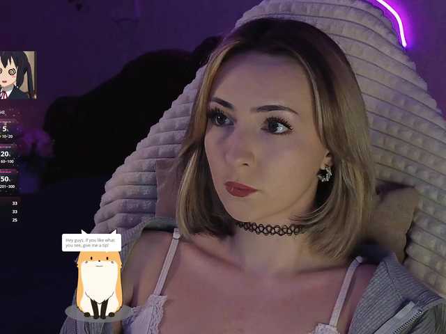 LollyGirlMoon's BongaCams show and profile