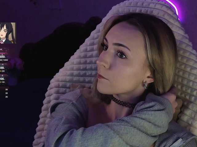 LollyGirlMoon's BongaCams show and profile