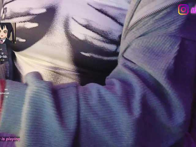 LollyGirlMoon's BongaCams show and profile