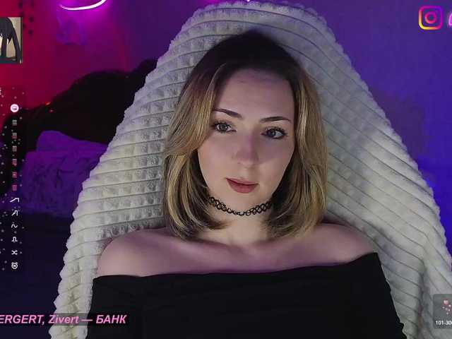 LollyGirlMoon's BongaCams show and profile