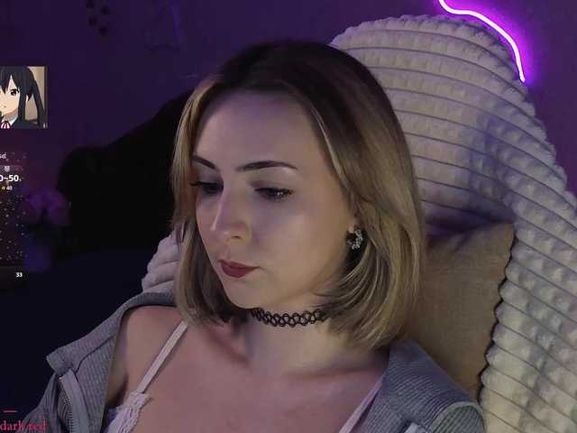 LollyGirlMoon's BongaCams show and profile