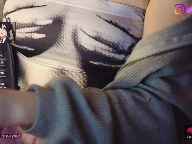 LollyGirlMoon's BongaCams show and profile