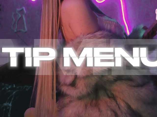 LollyGirlMoon's BongaCams show and profile