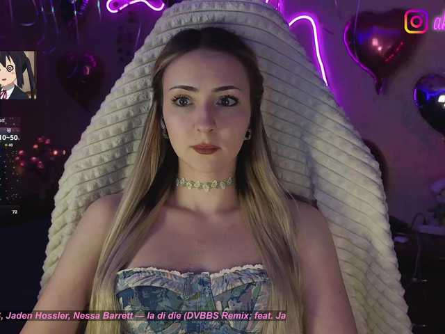 LollyGirlMoonвебкам видео 