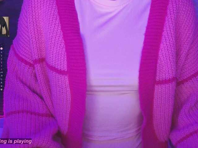 LollyGirlMoon's BongaCams show and profile