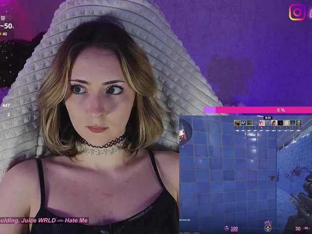 LollyGirlMoon's BongaCams show and profile