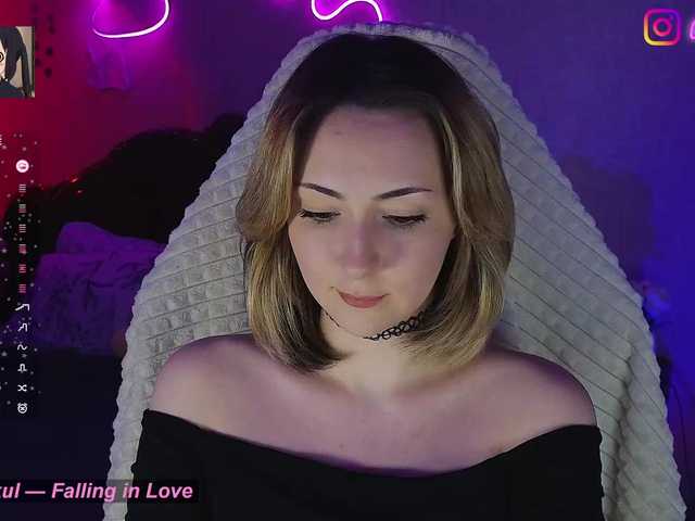 LollyGirlMoon's BongaCams show and profile