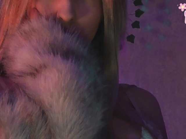 LollyGirlMoon's BongaCams show and profile