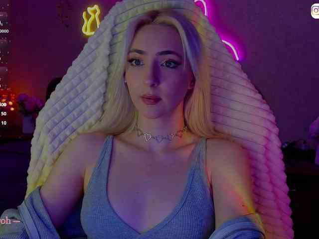 online sex cam free LollyGirlMoon
