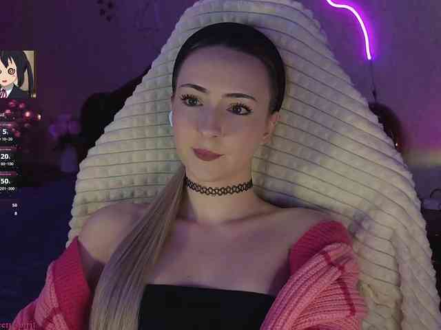 LollyGirlMoon LollyGirlMoon