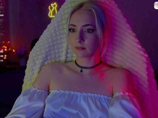 free nude cam chat LollyGirlMoon