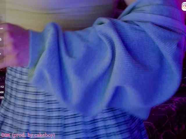 strip webcam LollyGirlMoon