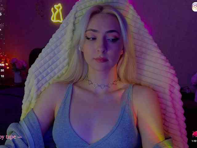 private live cam LollyGirlMoon