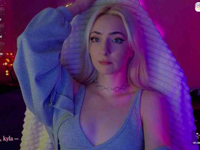 LollyGirlMoon Live Webcam on BongaCams