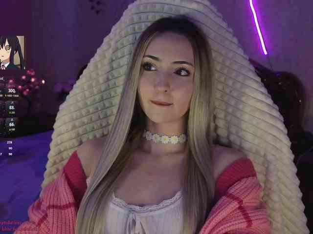 LollyGirlMoon LollyGirlMoon