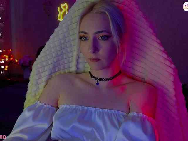 videochat adult LollyGirlMoon