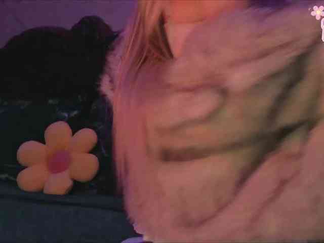 LollyGirlMoon LollyGirlMoon