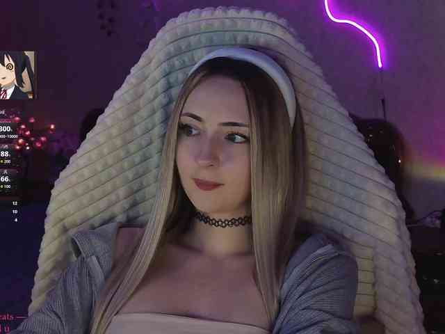 LollyGirlMoon LollyGirlMoon