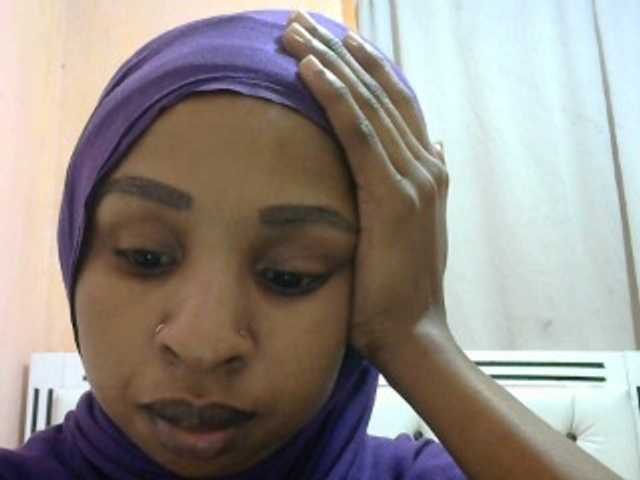 misskatrinah002 webcam bongacams model stream image