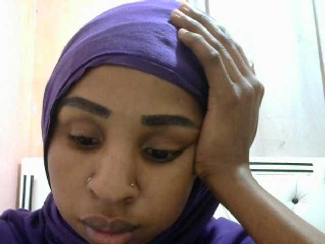 misskatrinah002 webcam bongacams model stream image