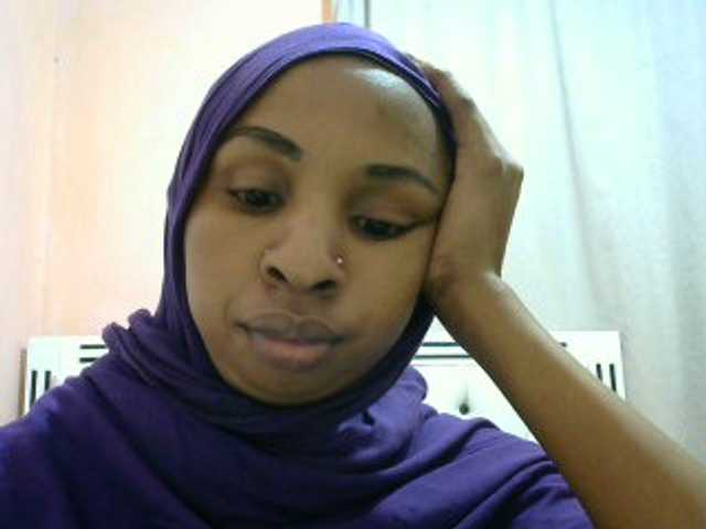 misskatrinah002 webcam bongacams model stream image