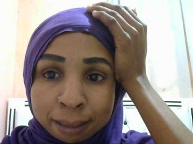 misskatrinah002 webcam bongacams model stream image