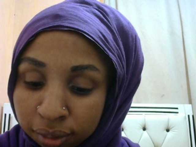 misskatrinah002 webcam bongacams model stream image