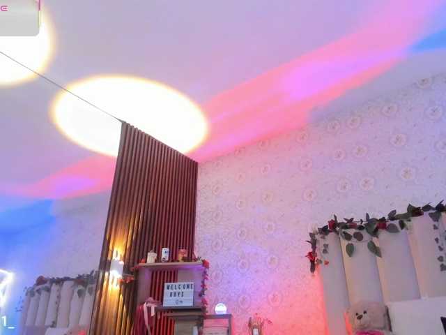 Daphnne-tay's BongaCams show and profile