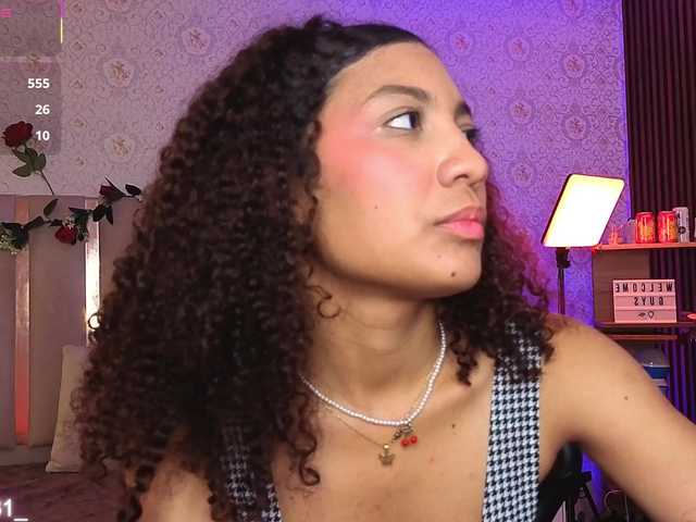 Daphnne-tay's BongaCams show and profile