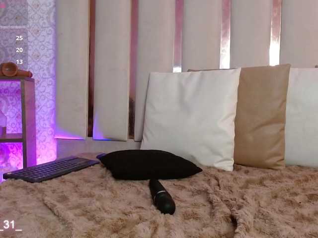 Daphnne-tay webcam bongacams model stream image