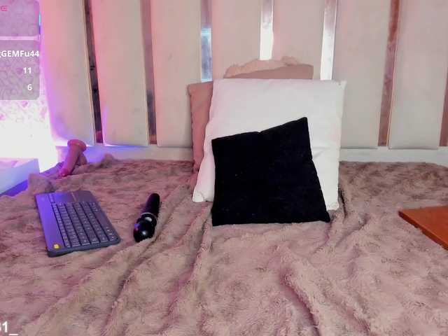 Daphnne-tay's BongaCams show and profile