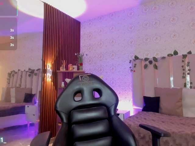 Daphnne-tay's BongaCams show and profile