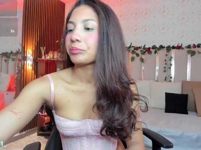 Daphnne-tay's BongaCams show and profile