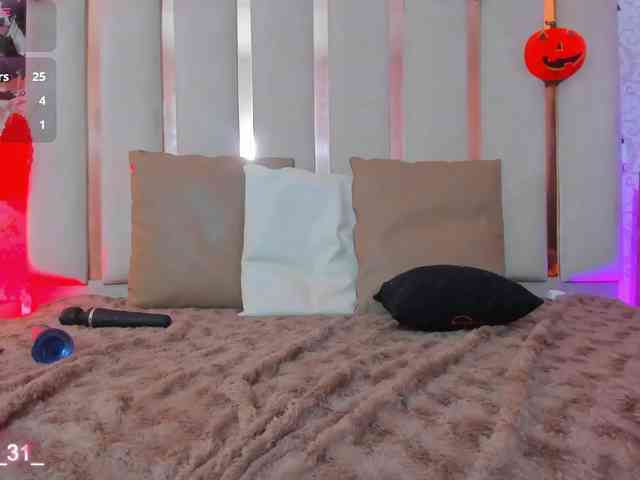 Daphnne-tay webcam