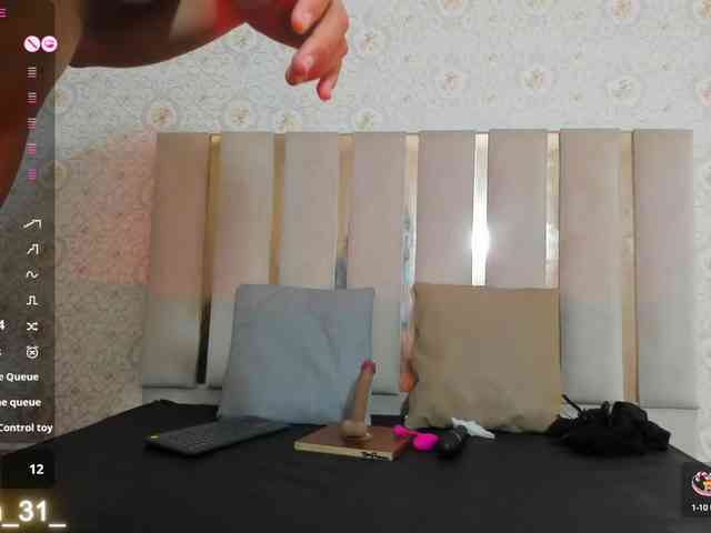 Daphnne-tay webcam