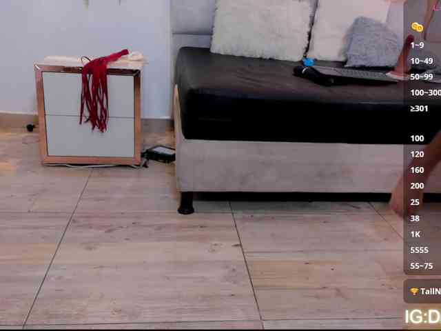 Daphnne-tay webcam