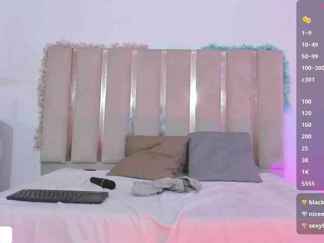 Daphnne-tay webcam